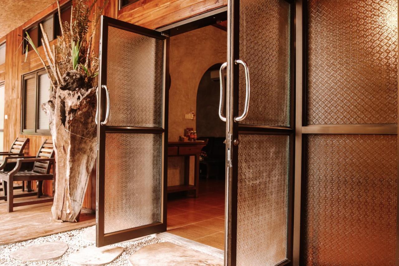 Namphung Phuket Boutique Resort Rawai Extérieur photo