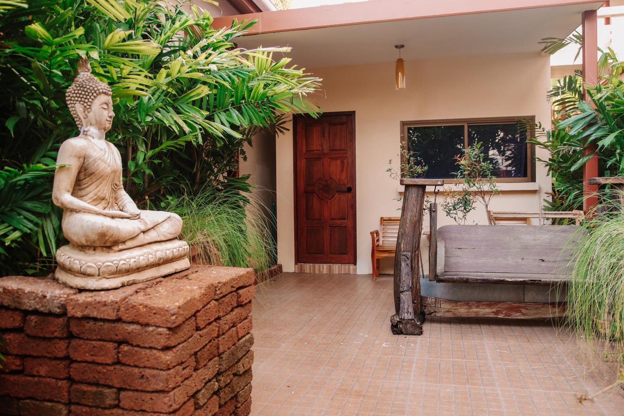 Namphung Phuket Boutique Resort Rawai Extérieur photo
